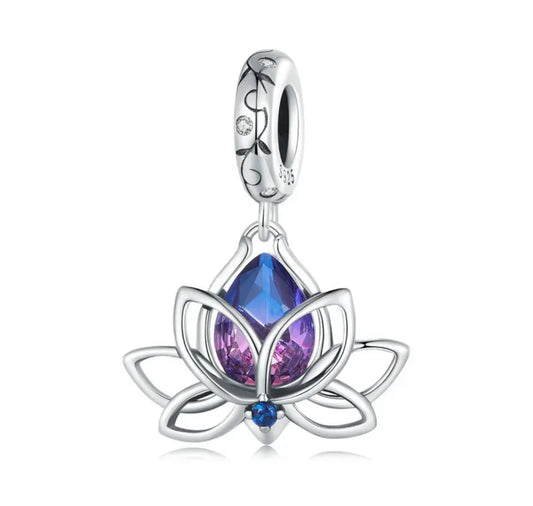 Charm Fleur de Lotus